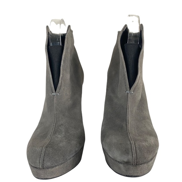 Stuart Weitzman Grey Soft Suede Platform Stiletto Elastic Ankle Booties 9 - Picture 2 of 8